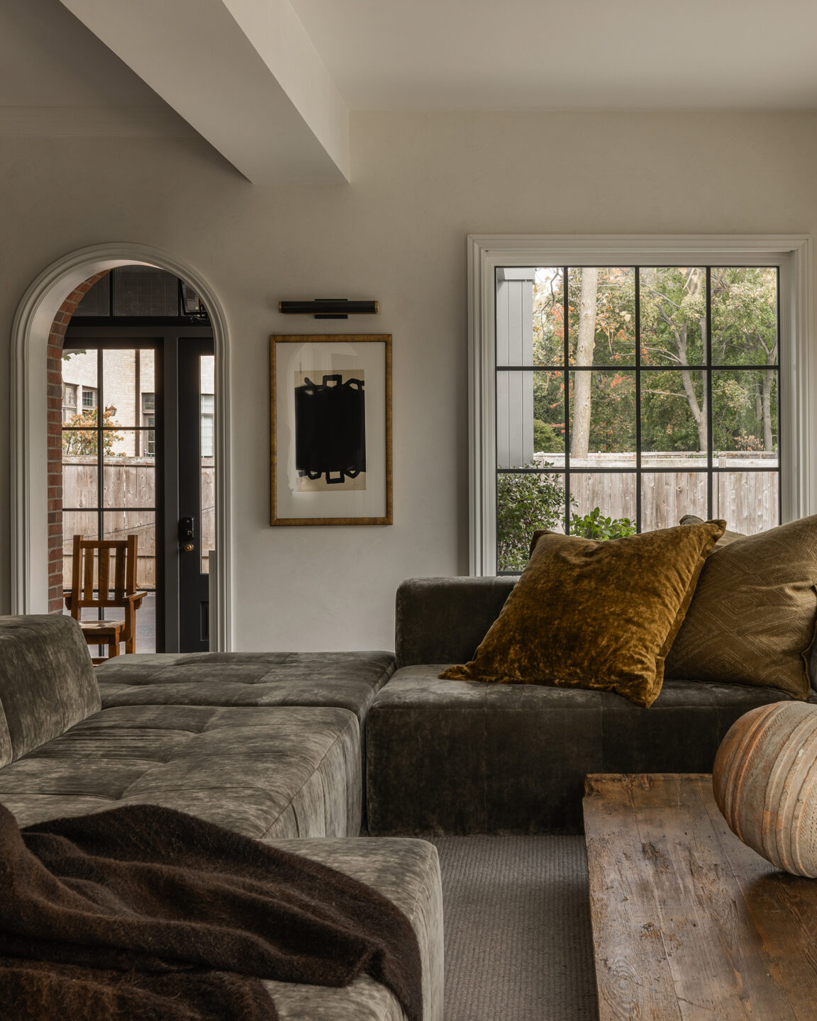 Michael-del-Piero-Interior-Design-Glencoe-Modern-Living-Room