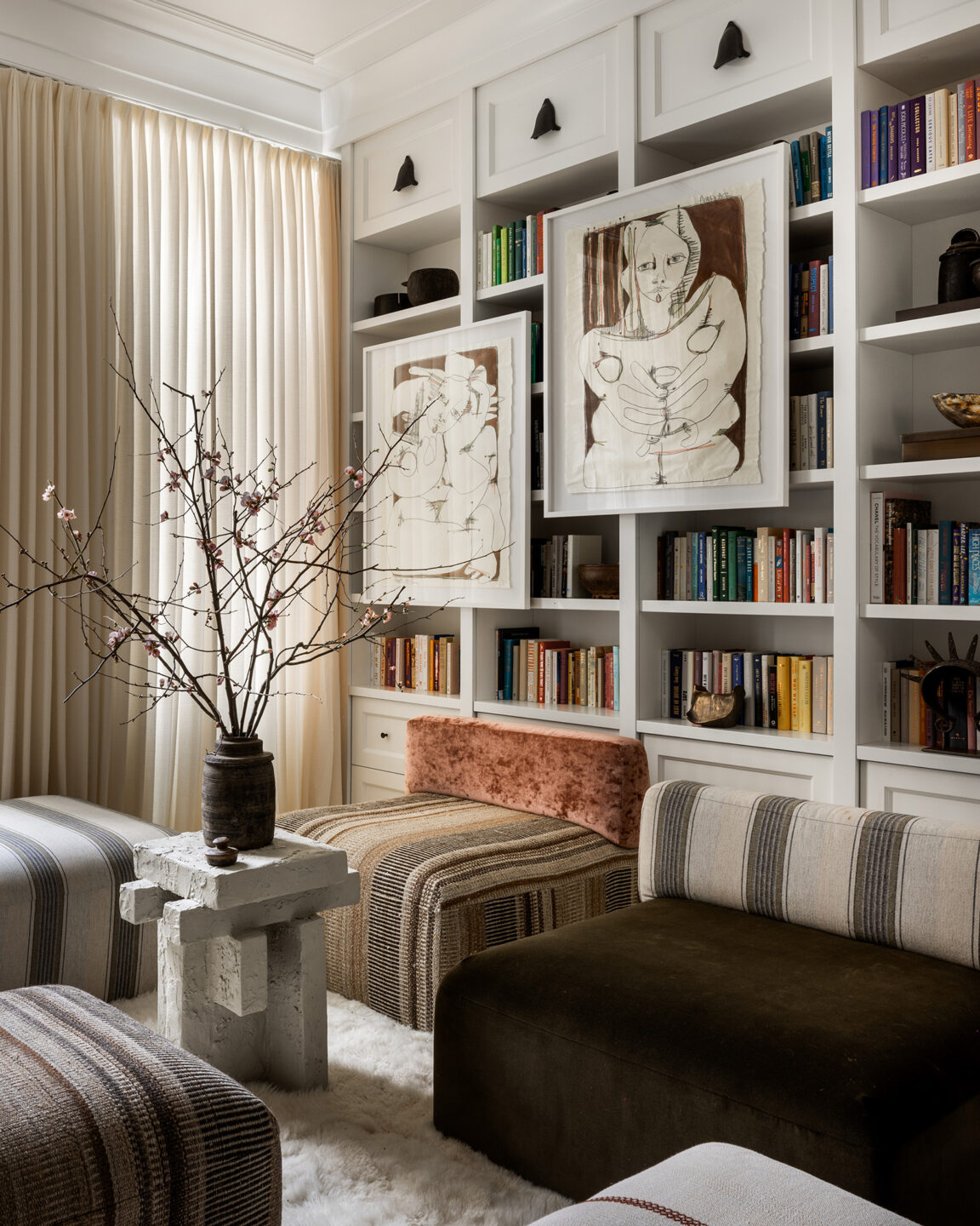 Michael-del-Piero-Interior-Design-Gold-Coast-Study-Living-Area-Library-Bookshelves-Fireplace